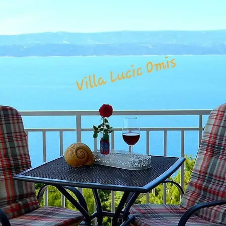 Neu! Lucic Omis, Beheizter Privater Pool Und Jacuzzi, Blick Uber Adria Holiday home *